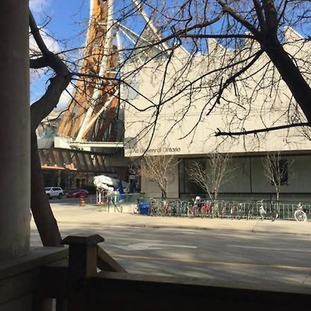 Cozy Downtown Private Rooms Near Ago Торонто Екстер'єр фото