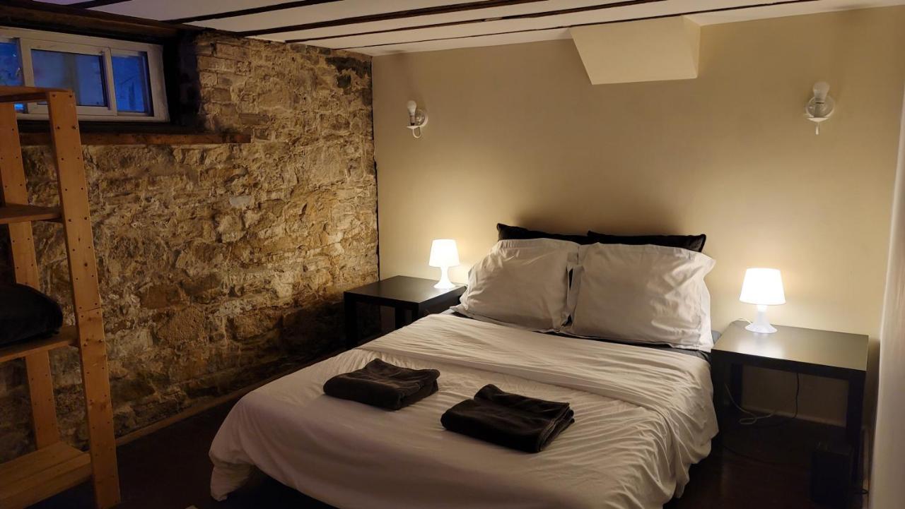 Cozy Downtown Private Rooms Near Ago Торонто Екстер'єр фото